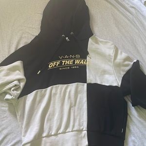 VANS Sweatshirt Womens Small Worn Once HAS STAIN (Shown in photos)